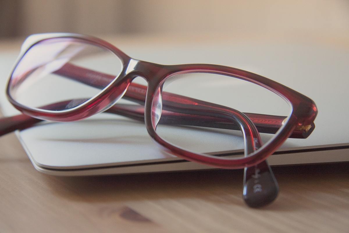 glasses_spectacles_eyeglasses_fashion_eye_wear_style_eyesight-722279.jpg